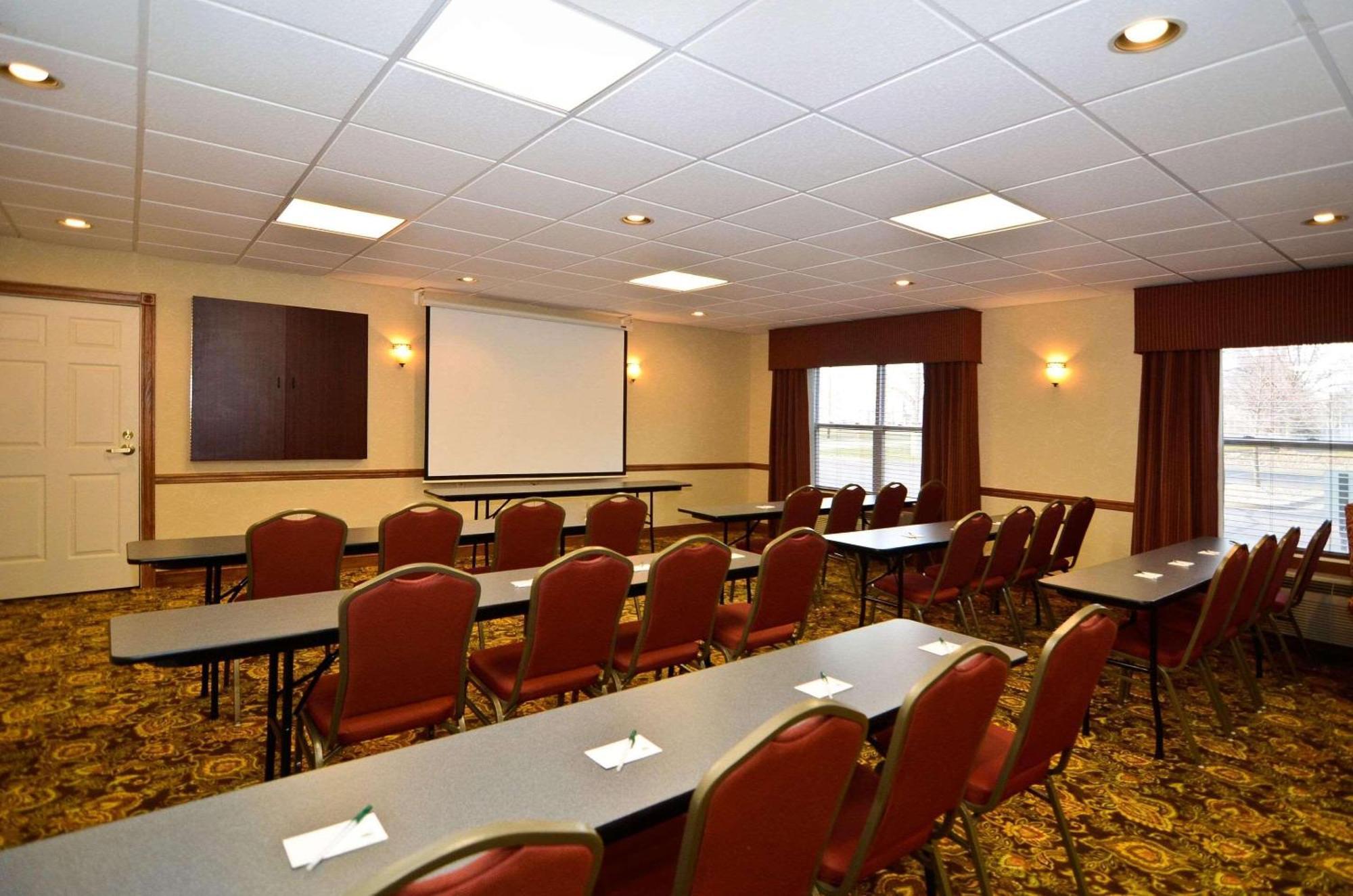 Country Inn & Suites By Radisson, Stevens Point, Wi Facilities photo