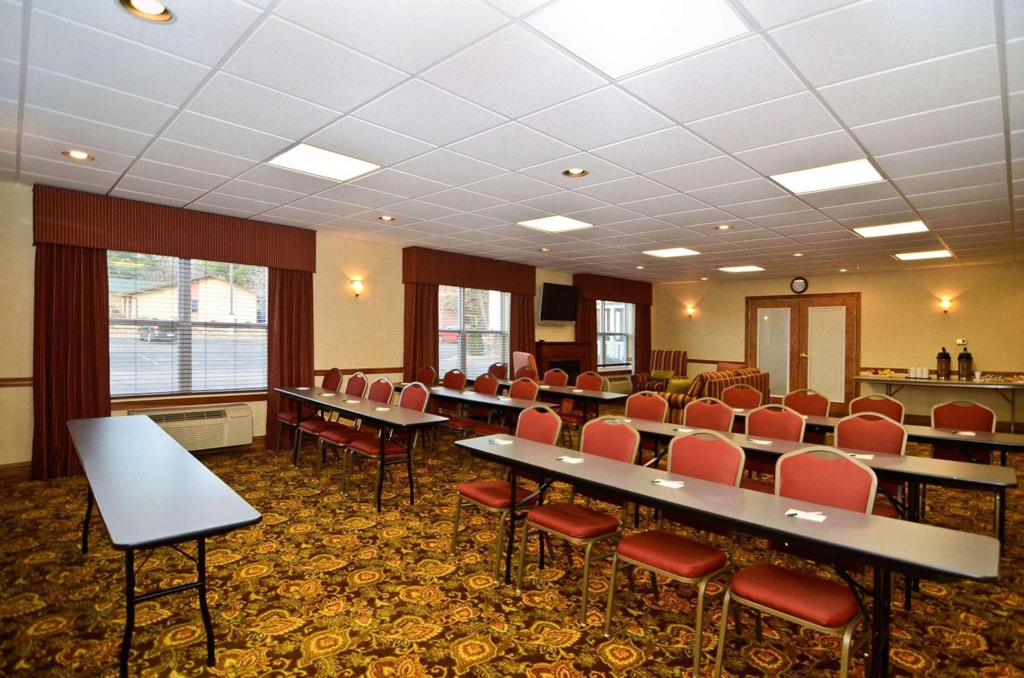 Country Inn & Suites By Radisson, Stevens Point, Wi Facilities photo